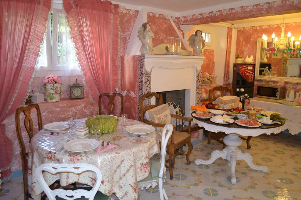 ديسينسانو ديل غاردا La Maison Delle Favole المظهر الخارجي الصورة