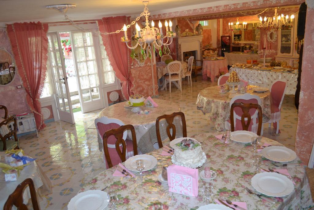 ديسينسانو ديل غاردا La Maison Delle Favole المظهر الخارجي الصورة